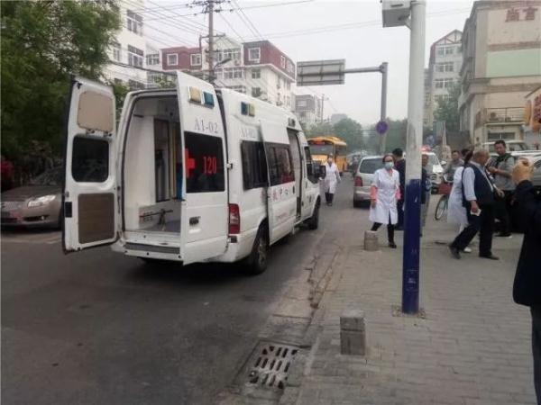 突發(fā)！青島一居民樓發(fā)生爆燃！已造1人死亡，7人受傷！3公里外有震感…